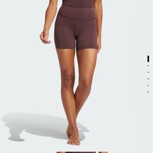 Adidas All-Me 5 Inch Short Leggings